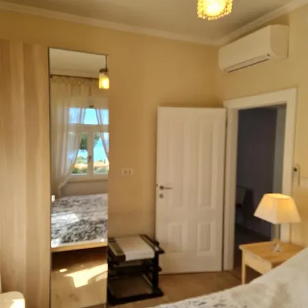 Jure - Mirjana Apartment Lovran